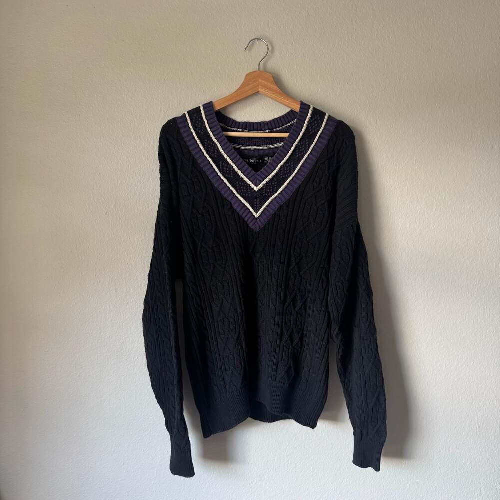 Vintage Claiborne Cable Knit Sweater M Black Purple Varsity V Neck